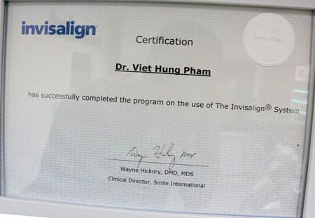 Chứng chỉ Invisalign® System Certification của BS. Phạm Việt Hùng
